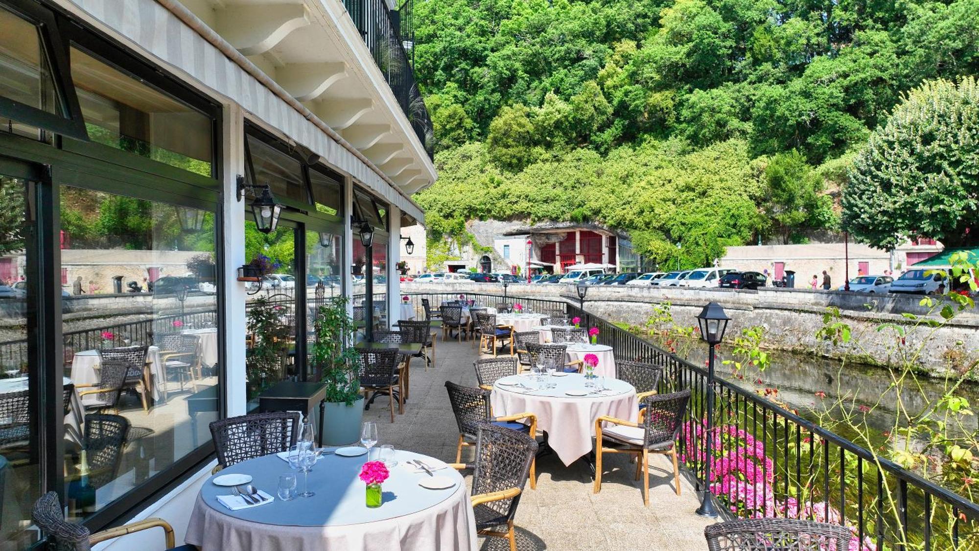 Hotel Restaurant Charbonnel Brantôme Exterior foto